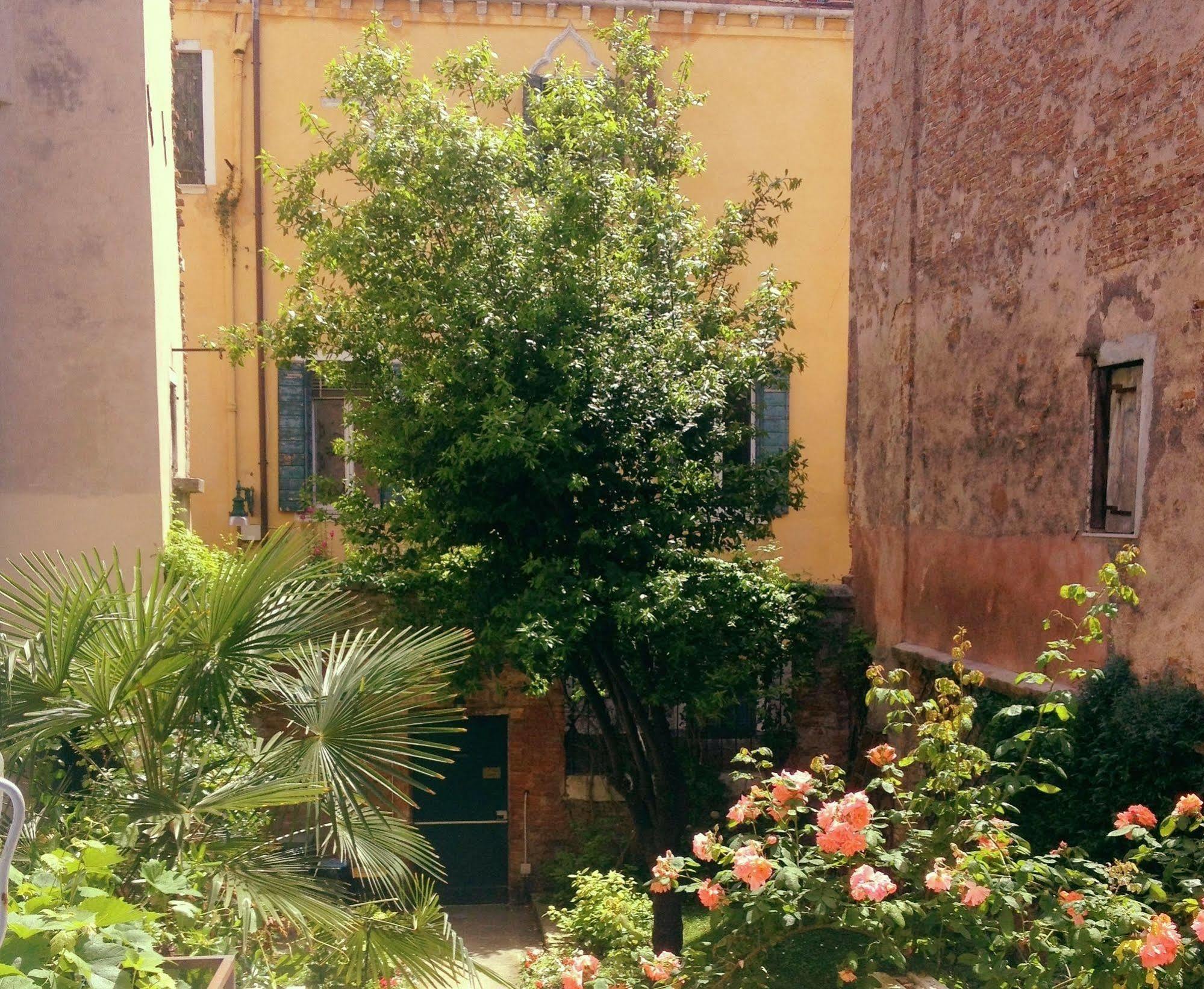 3749 Pontechiodo Acomodação com café da manhã Veneza Exterior foto